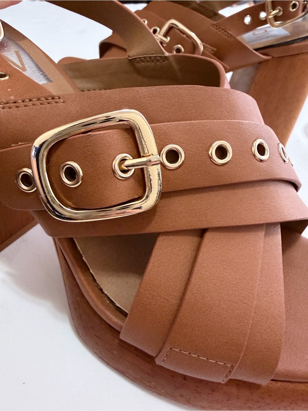 DV Dolce Vita Brown Cross-Strap Platform Block Heel Wood Sandals Buckle Cognac 6 - Picture 9 of 10
